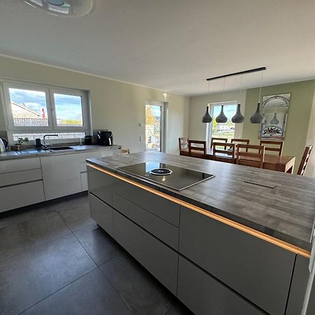 Modernes Ferienhaus In Uedersdorf Ngoại thất bức ảnh
