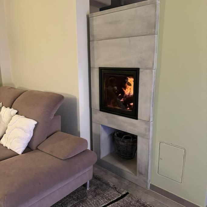 Modernes Ferienhaus In Uedersdorf Ngoại thất bức ảnh